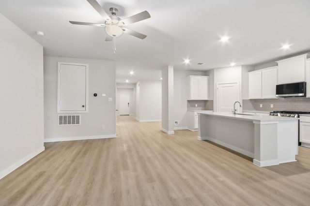 9707 Caney Bend Road, Conroe, TX 77303