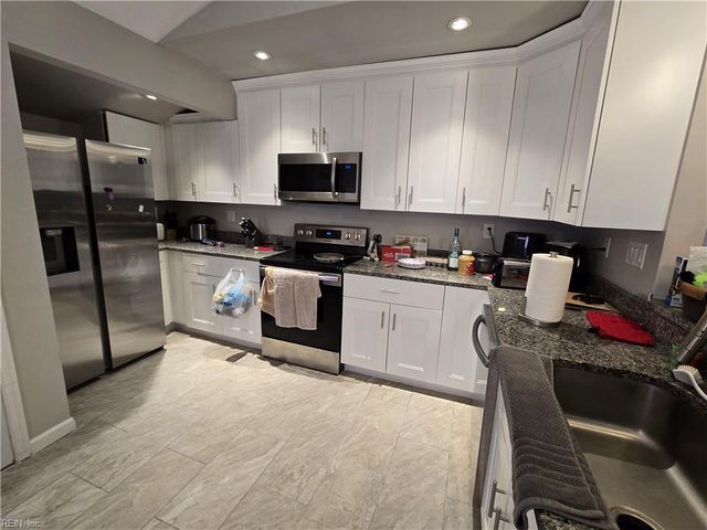1212 Shell RD, Hampton, VA 23661