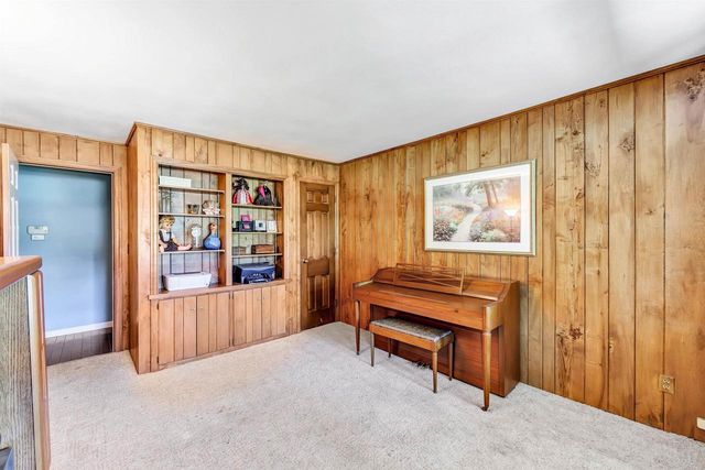 433 FAIRVIEW WAY, Shawano, WI 54166