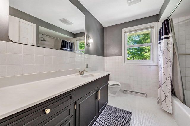 433 FAIRVIEW WAY, Shawano, WI 54166