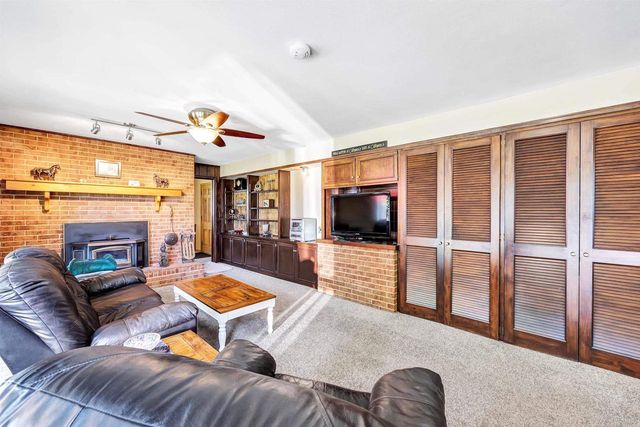 433 FAIRVIEW WAY, Shawano, WI 54166