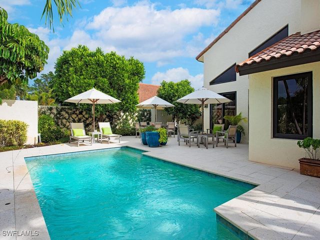 32 Las Brisas WAY 33, Naples, FL 34108