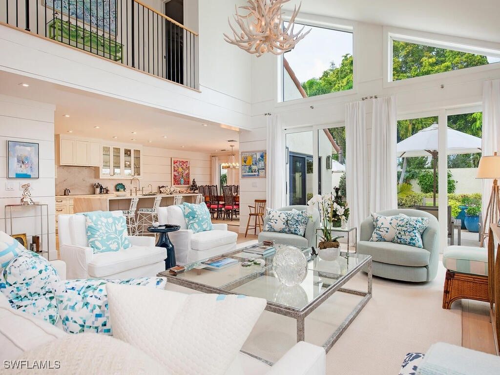 32 Las Brisas WAY 33, Naples, FL 34108