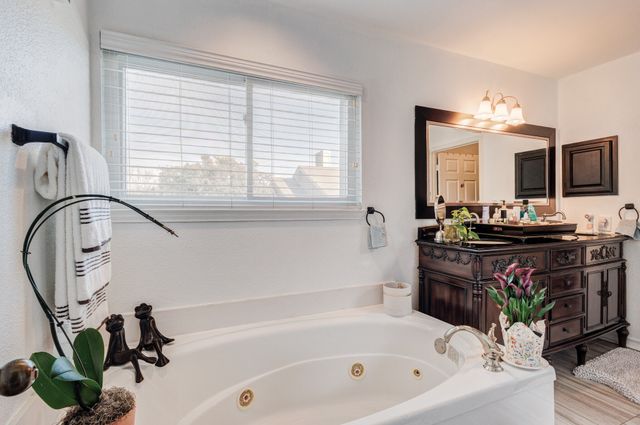 6168 Jereme Trail, Dallas, TX 75252