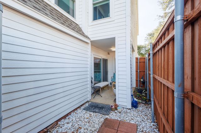 6168 Jereme Trail, Dallas, TX 75252