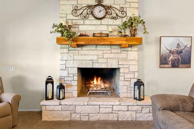 999 Salem RD, Brenham, TX 77833