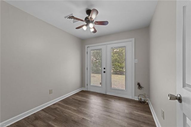 5512 Aurora DR, Virginia Beach, VA 23455