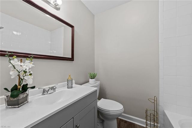 5512 Aurora DR, Virginia Beach, VA 23455