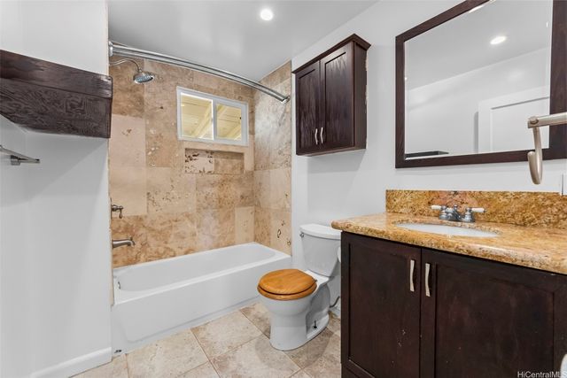 739 Kahoa Drive, Kailua, HI 96734