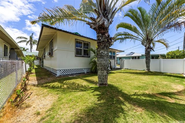 739 Kahoa Drive, Kailua, HI 96734