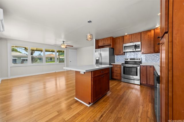 739 Kahoa Drive, Kailua, HI 96734