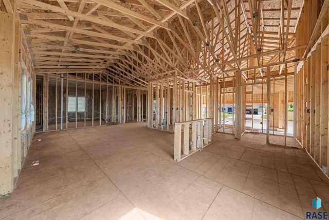 909 Sundance St Street, Valley Springs, SD 57068