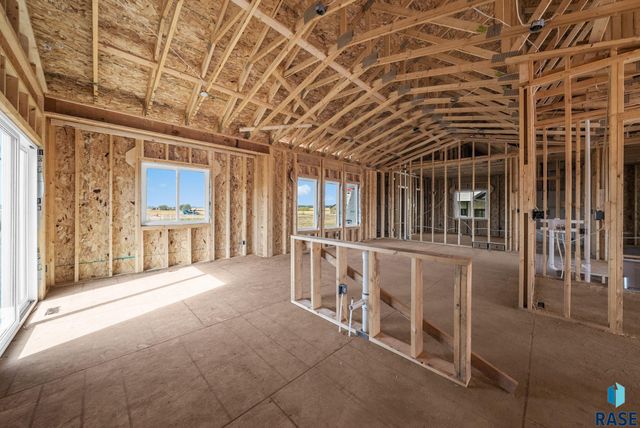 909 Sundance St Street, Valley Springs, SD 57068