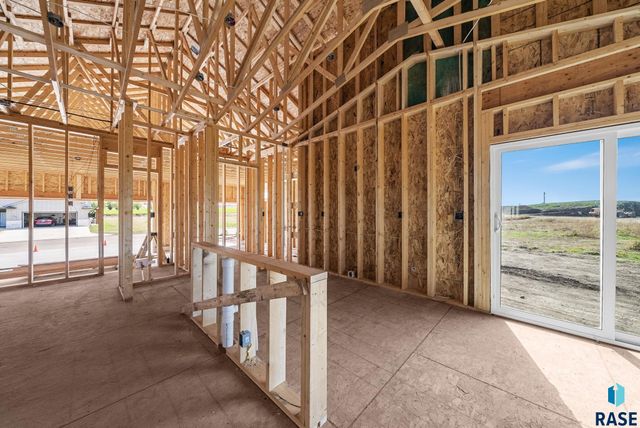 909 Sundance St Street, Valley Springs, SD 57068