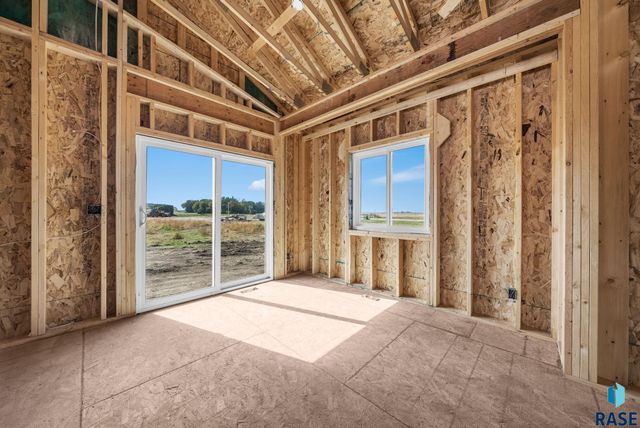 909 Sundance St Street, Valley Springs, SD 57068