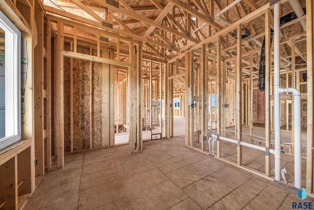 909 Sundance St Street, Valley Springs, SD 57068