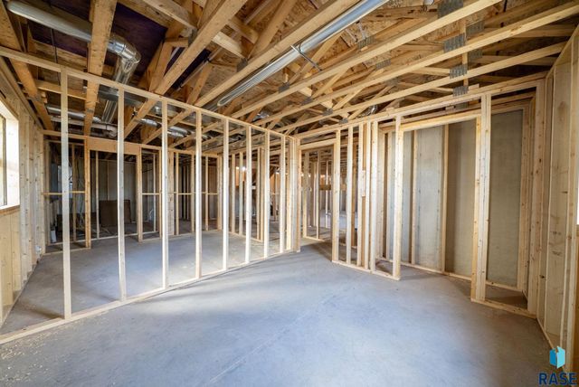 909 Sundance St Street, Valley Springs, SD 57068