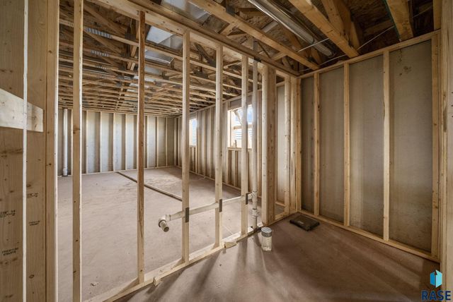 909 Sundance St Street, Valley Springs, SD 57068