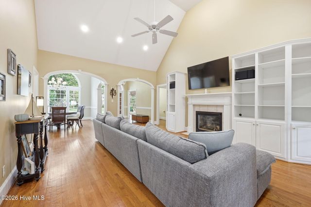 206 Appomattox Lane, Chocowinity, NC 27817