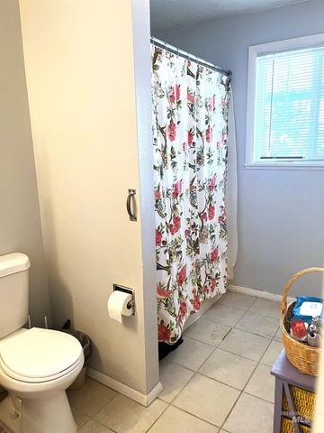 1965 A Butte St, Pocatello, ID 83201