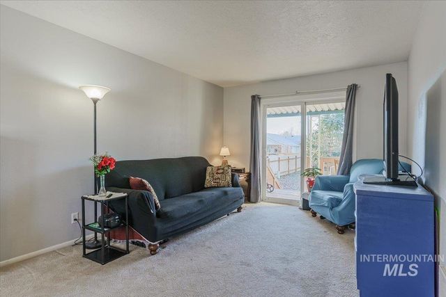 1965 A Butte St, Pocatello, ID 83201