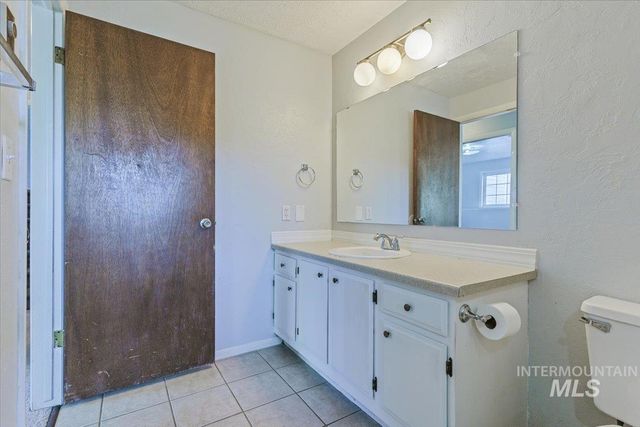 1965 A Butte St, Pocatello, ID 83201