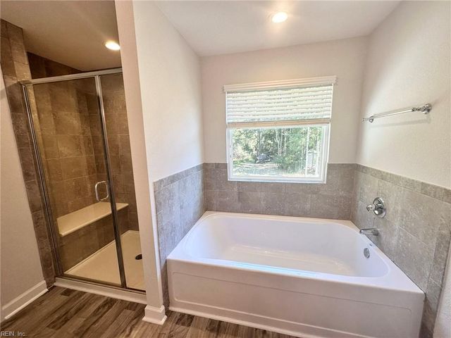 121 Sandcastle CIR, Suffolk, VA 23434