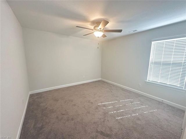 121 Sandcastle CIR, Suffolk, VA 23434