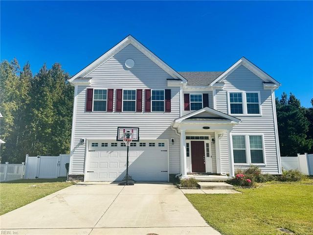 121 Sandcastle CIR, Suffolk, VA 23434