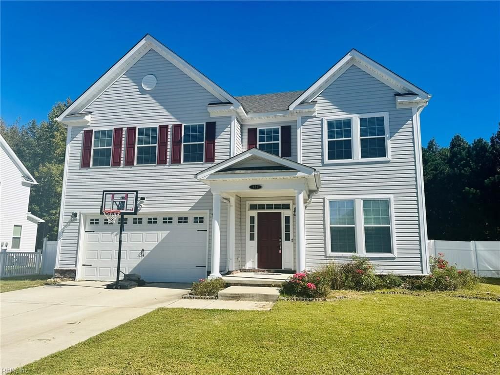 121 Sandcastle CIR, Suffolk, VA 23434