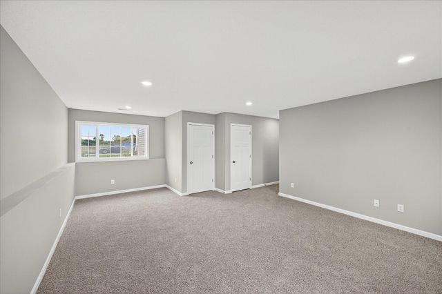 1752 Squirrel Way, New Richmond, WI 54017