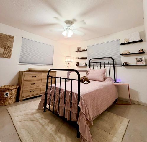 7060 52ND STREET N, Pinellas Park, FL 33781