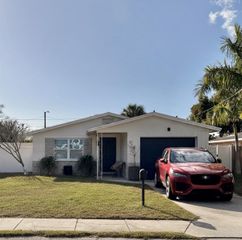 7060 52ND STREET N, Pinellas Park, FL 33781