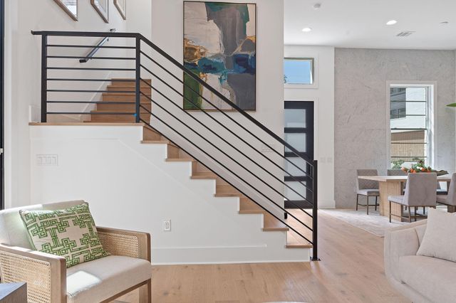 1719 Spyglass DR 6, Austin, TX 78746