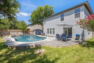 372 COPPER HILL DR, New Braunfels, TX 78130