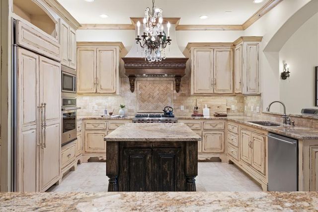 15613 Via Sierra, Edmond, OK 73013