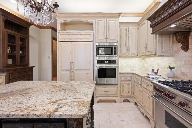 15613 Via Sierra, Edmond, OK 73013