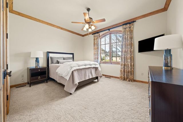 15613 Via Sierra, Edmond, OK 73013
