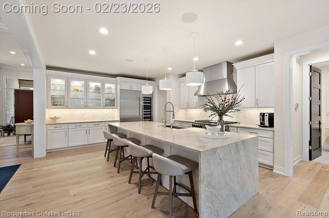 164 Timber Trace Lane, Bloomfield Hills, MI 48302