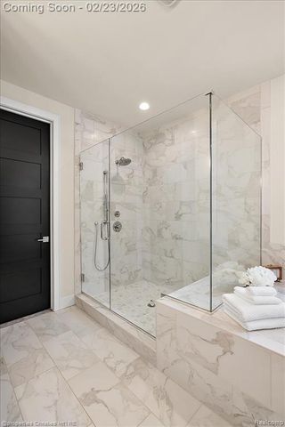 164 Timber Trace Lane, Bloomfield Hills, MI 48302