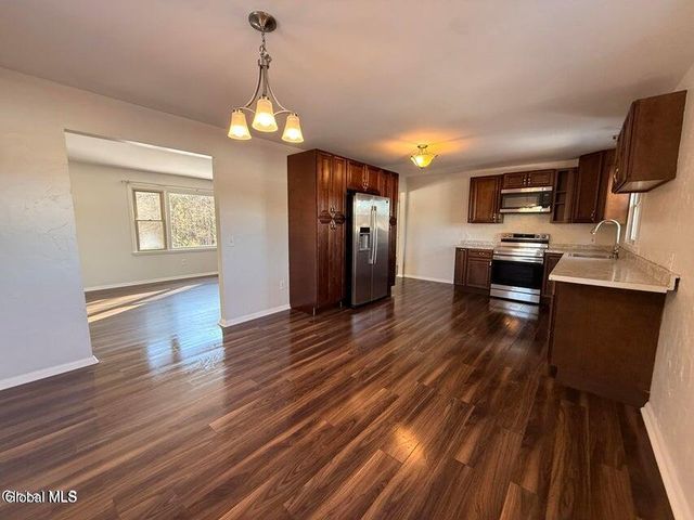 292 Washington Street, Saratoga Springs, NY 12866