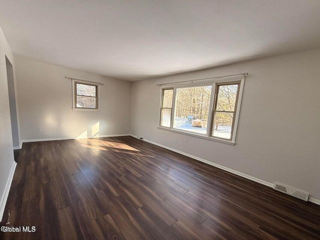 292 Washington Street, Saratoga Springs, NY 12866