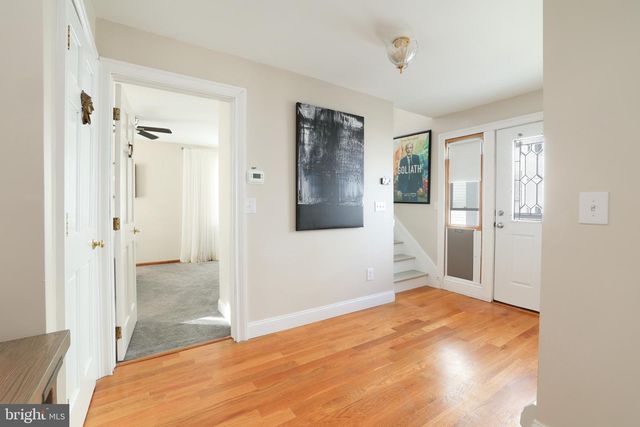 8 W CAROLINA AVE, Long Beach Township, NJ 08008