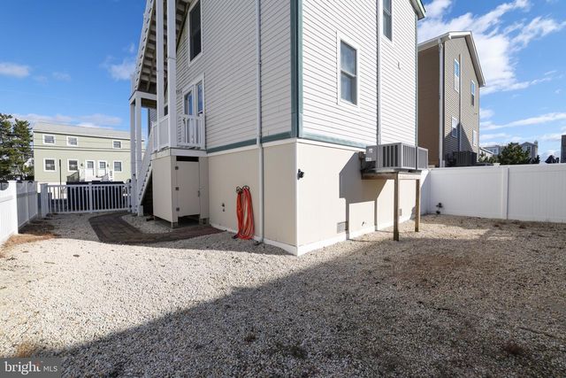 8 W CAROLINA AVE, Long Beach Township, NJ 08008