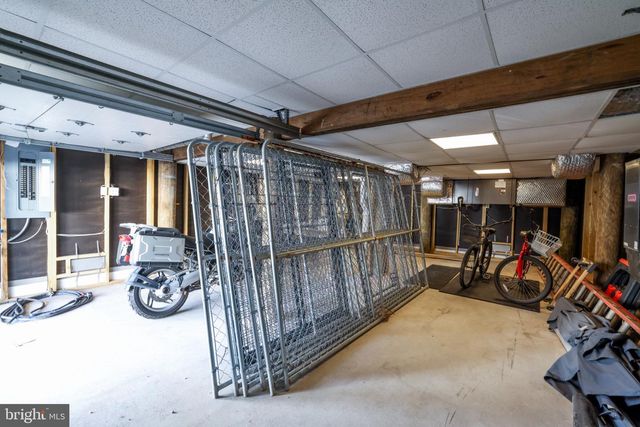 8 W CAROLINA AVE, Long Beach Township, NJ 08008