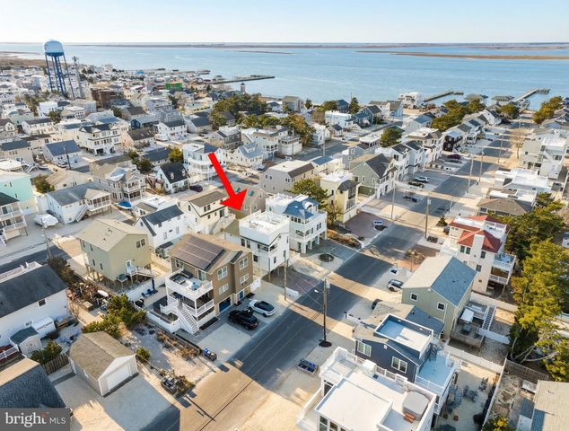 8 W CAROLINA AVE, Long Beach Township, NJ 08008