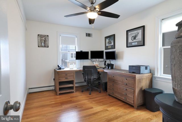 8 W CAROLINA AVE, Long Beach Township, NJ 08008