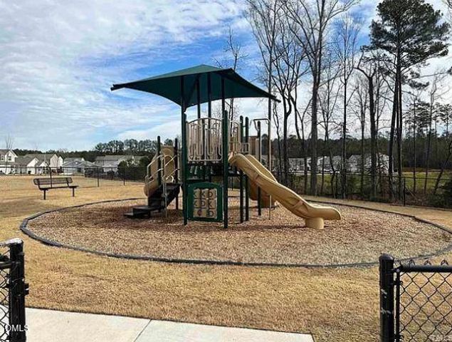 3512 Pinnacle Peak Drive, Raleigh, NC 27604
