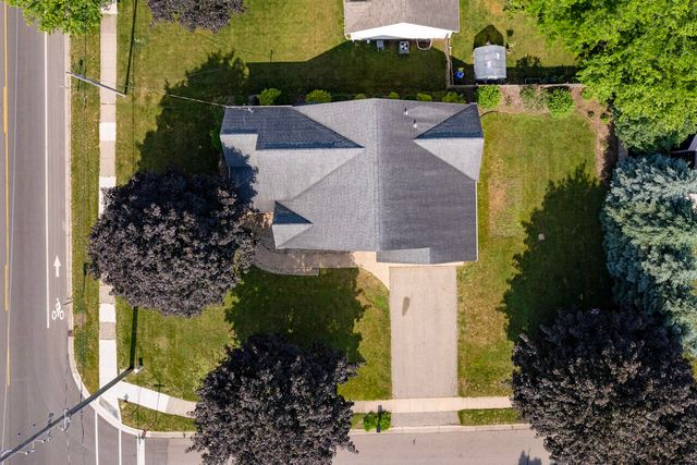 5976 Grand Traverse Lane, Portage, MI 49024