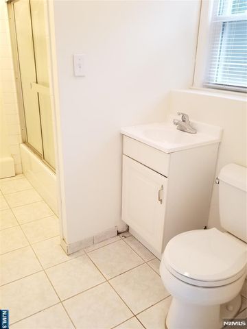 485 E Palisade Avenue, Englewood Cliffs, NJ 07632